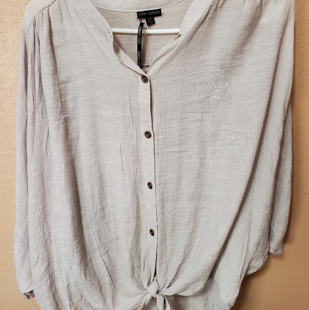 Women's Coco + Carmen Tie Front Blouse - L/XL nwt